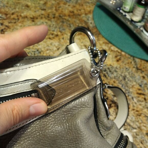 RARE COACH LIMITED EDITION MADISON SPECTATOR CREAM/TAUPE HOBO with Cover - Picture 10 of 12